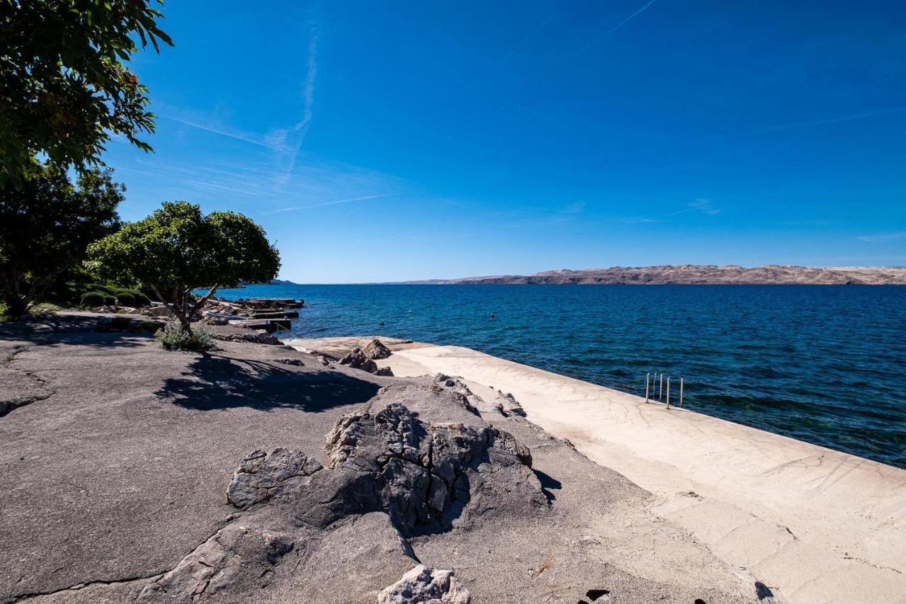 House Petra On The Beach-Sea Cesarica Bagian luar foto
