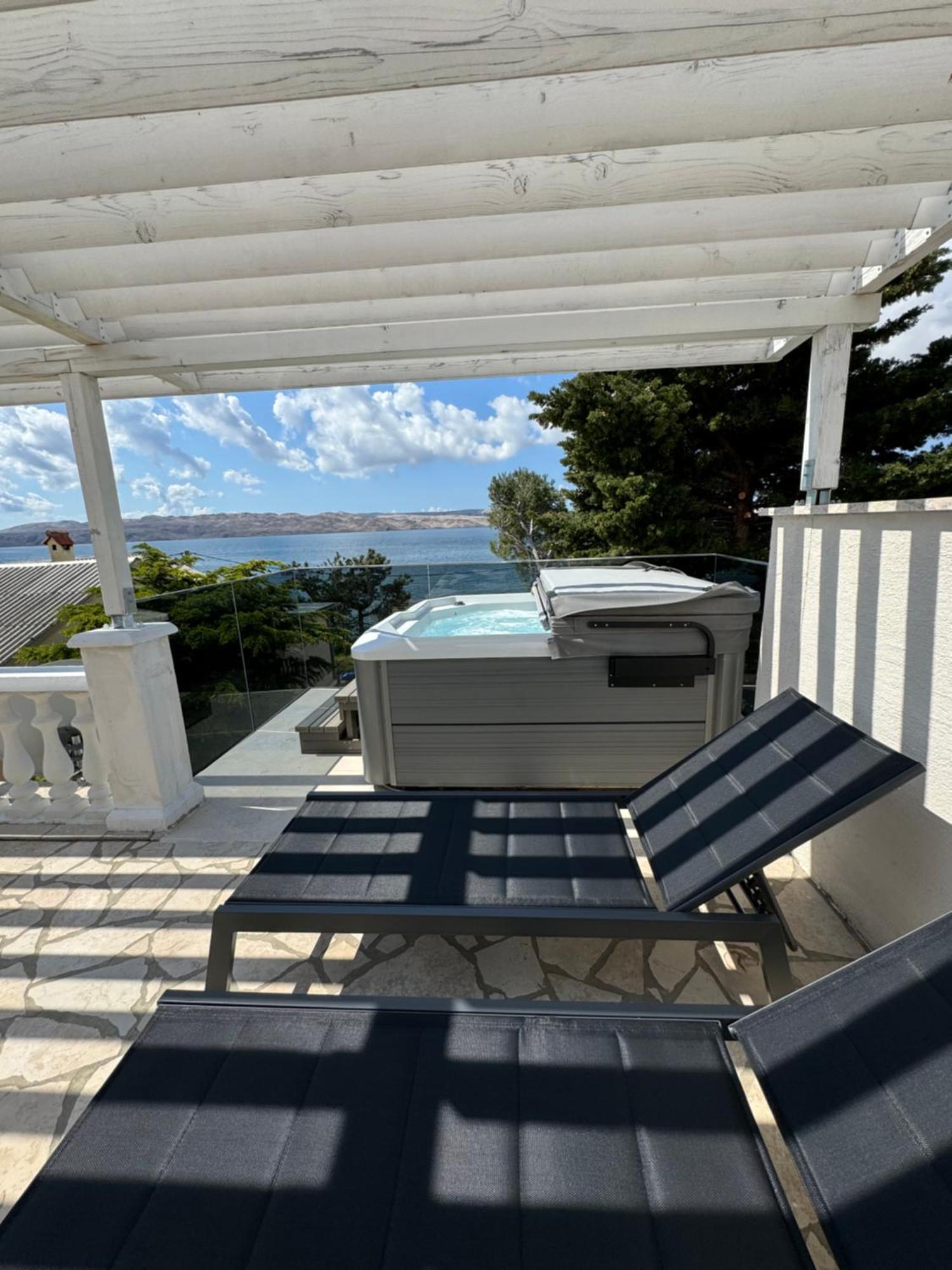 House Petra On The Beach-Sea Cesarica Bagian luar foto