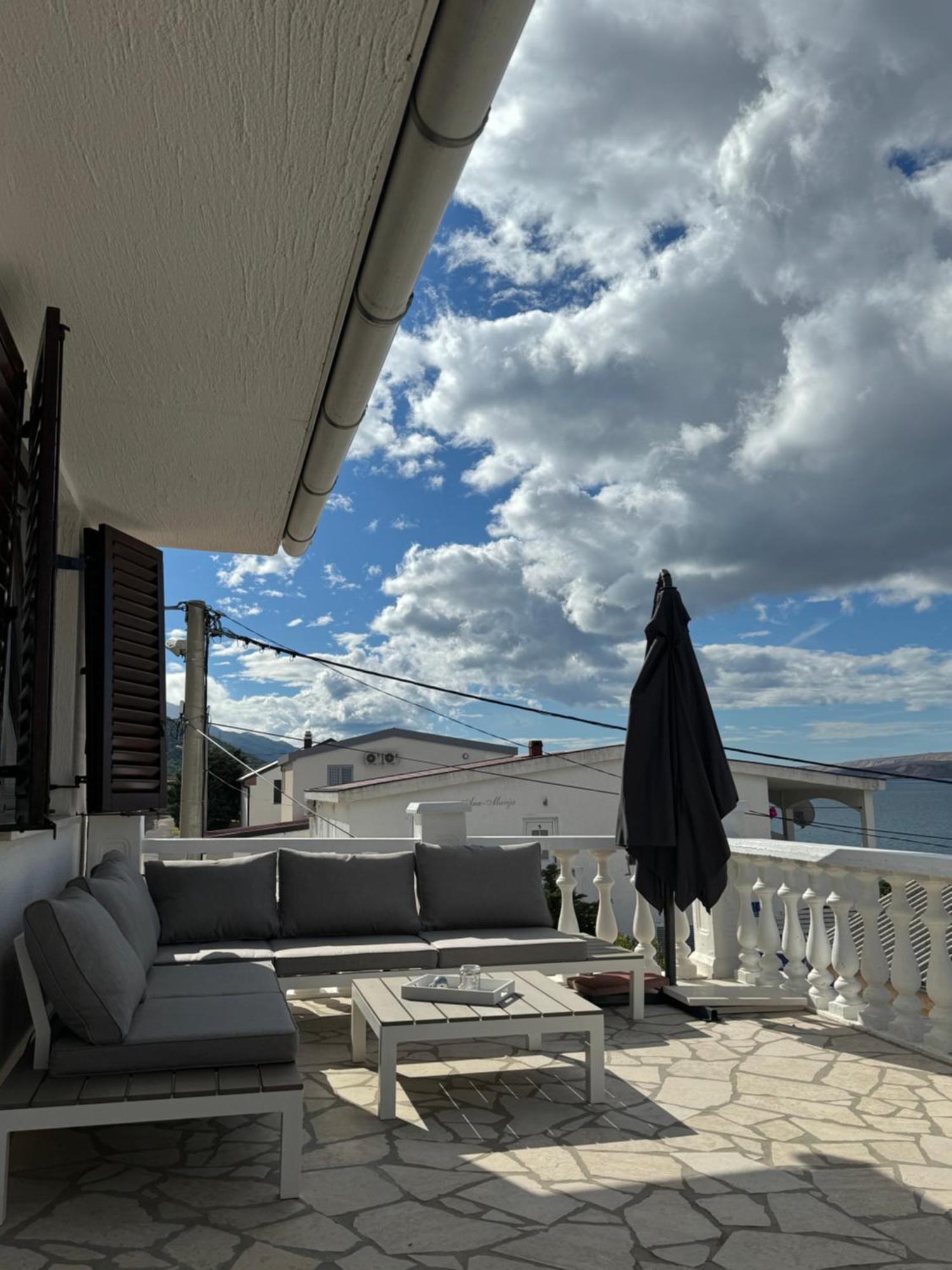 House Petra On The Beach-Sea Cesarica Bagian luar foto